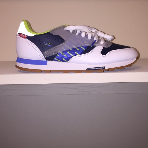 Classic Reebok never worn - Picture 2 of 8